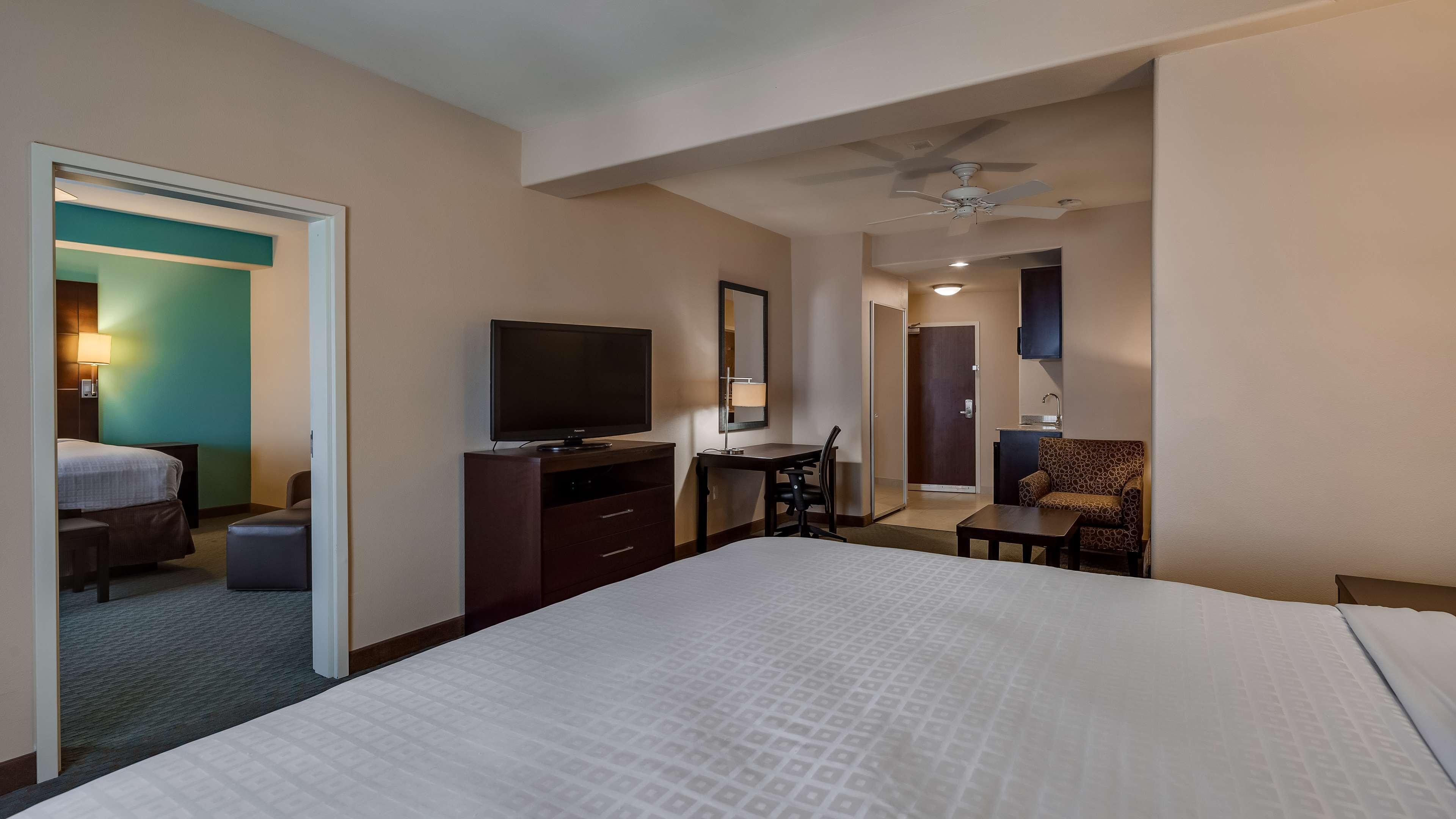 Best Western Plus Midland Suites Zewnętrze zdjęcie