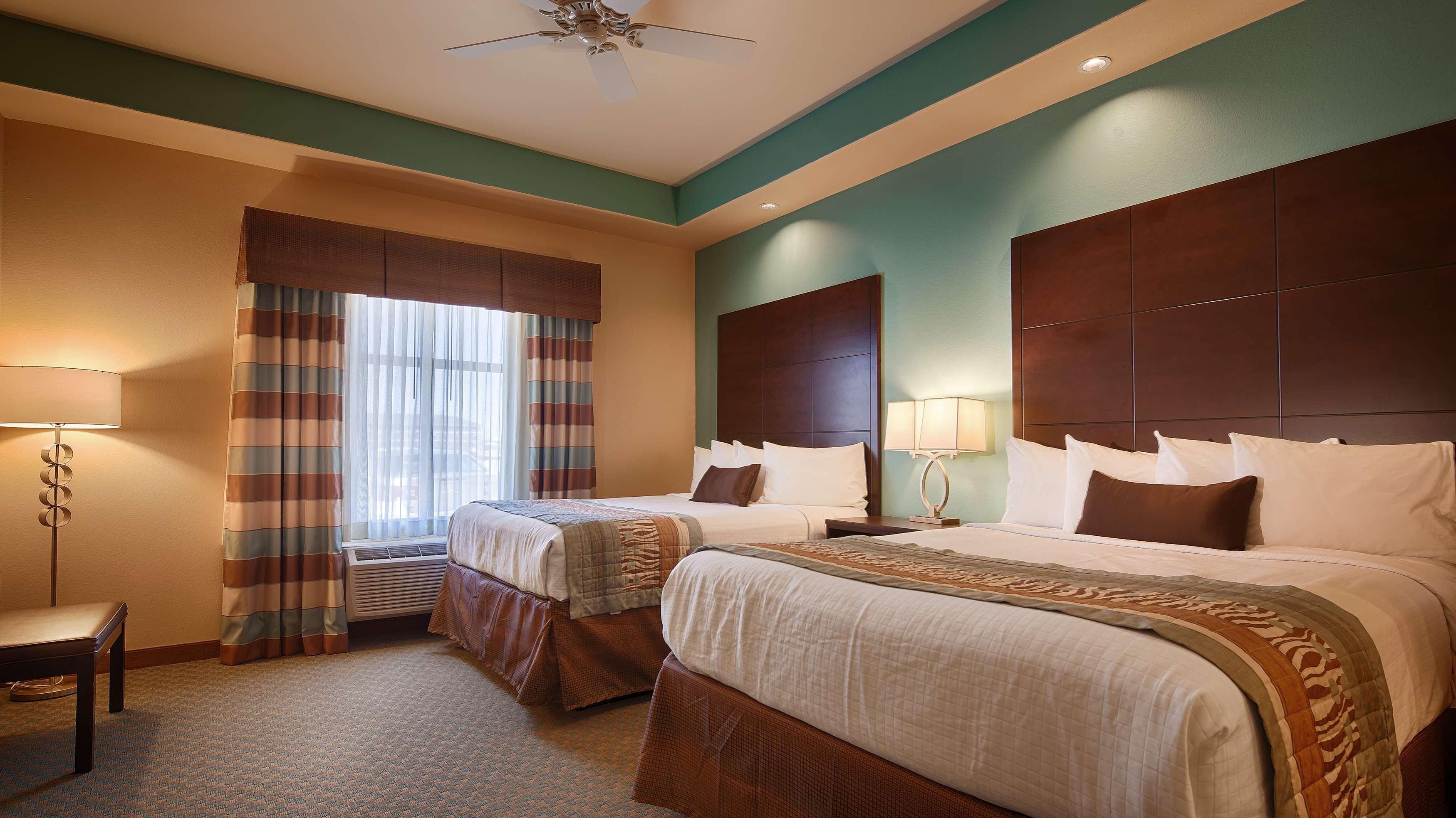 Best Western Plus Midland Suites Zewnętrze zdjęcie