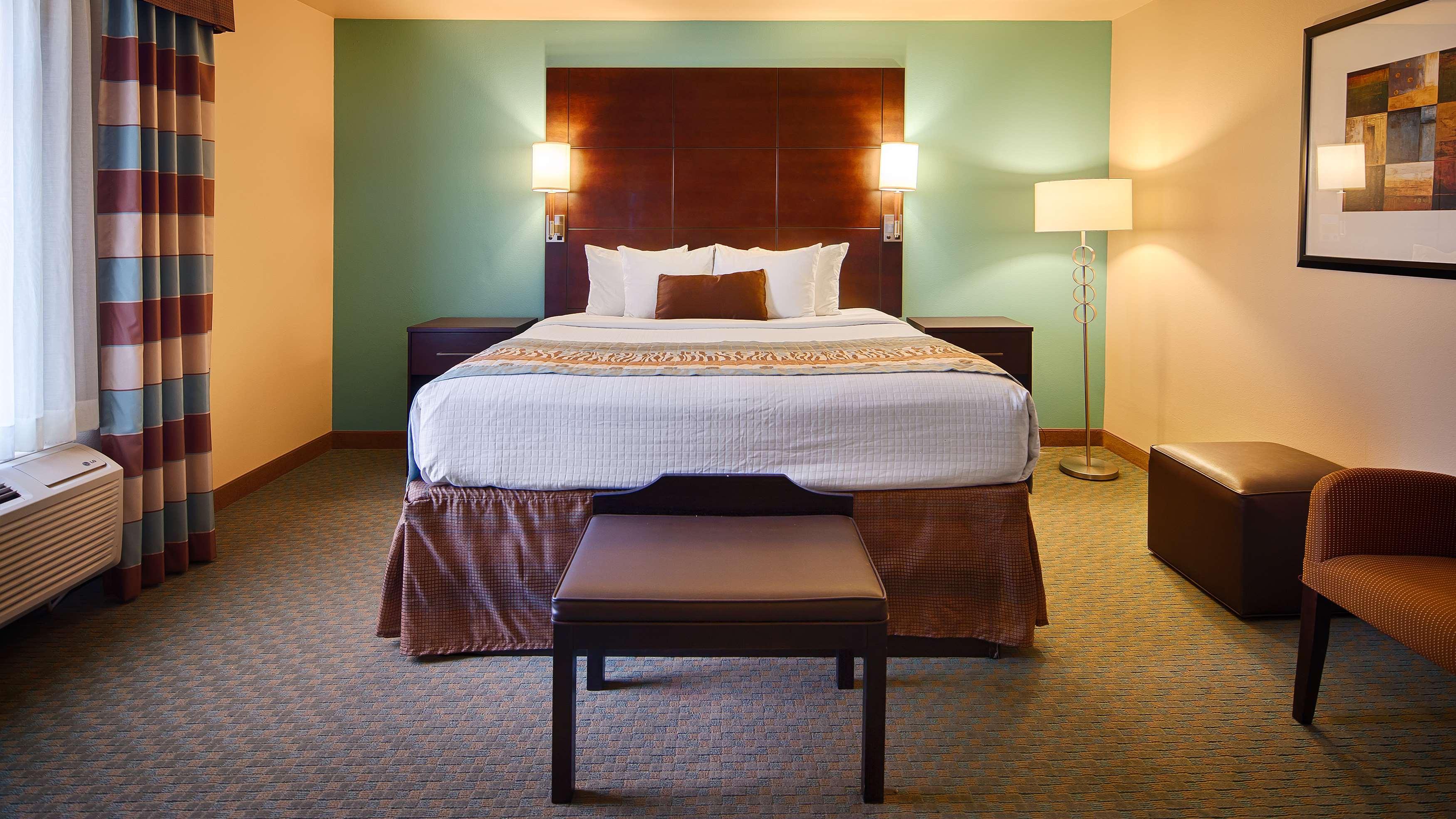 Best Western Plus Midland Suites Zewnętrze zdjęcie