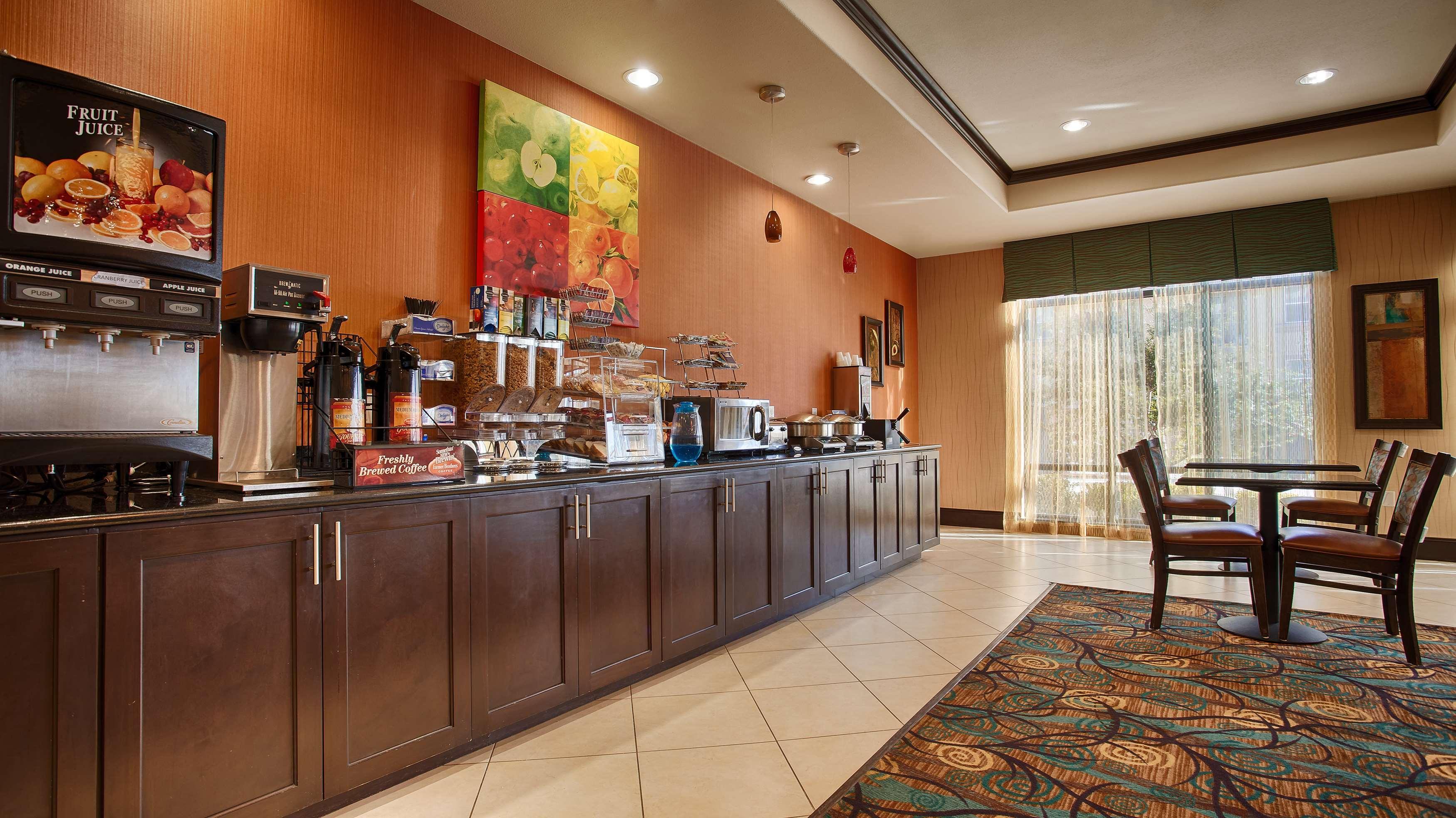 Best Western Plus Midland Suites Zewnętrze zdjęcie