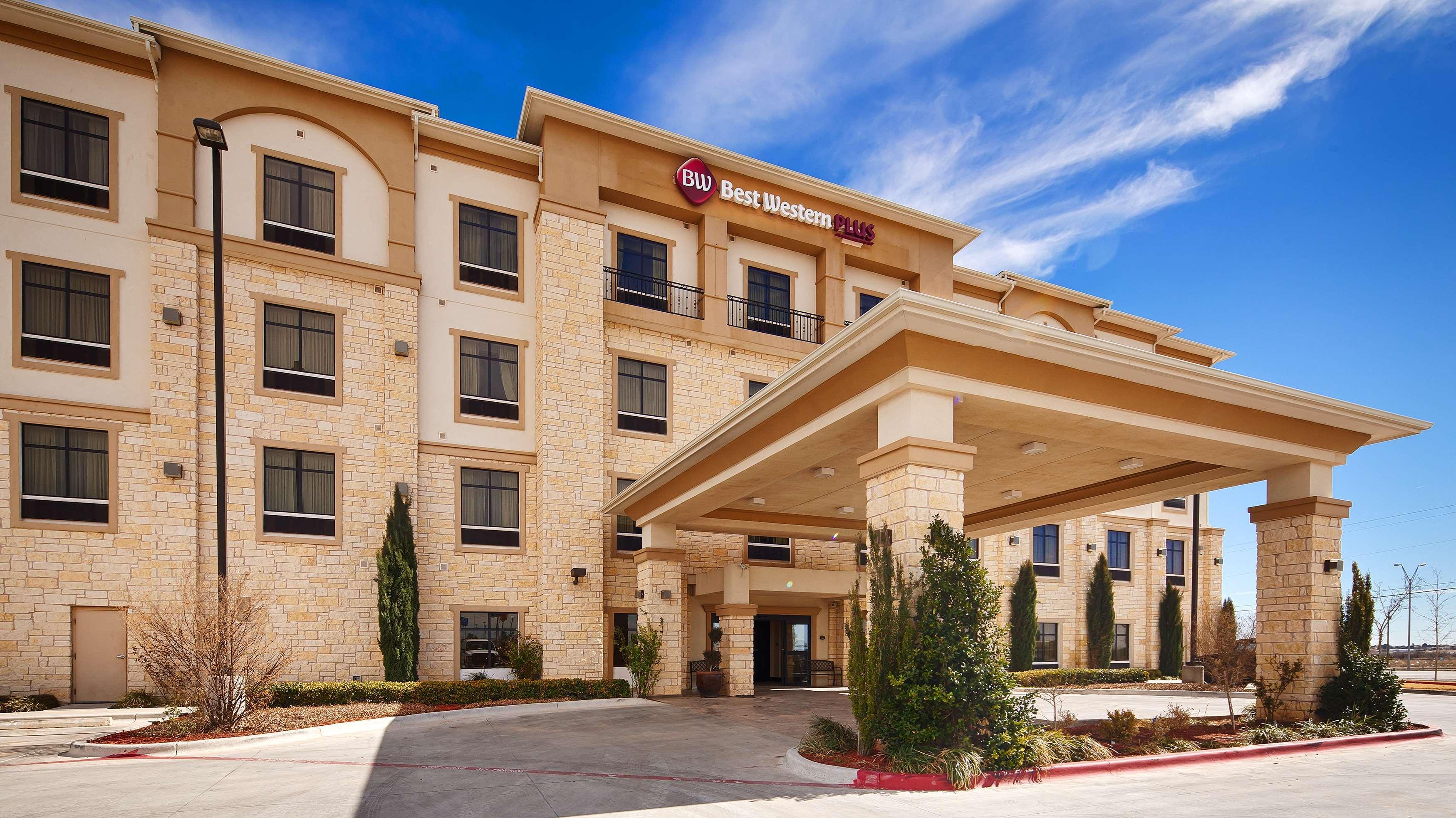Best Western Plus Midland Suites Zewnętrze zdjęcie