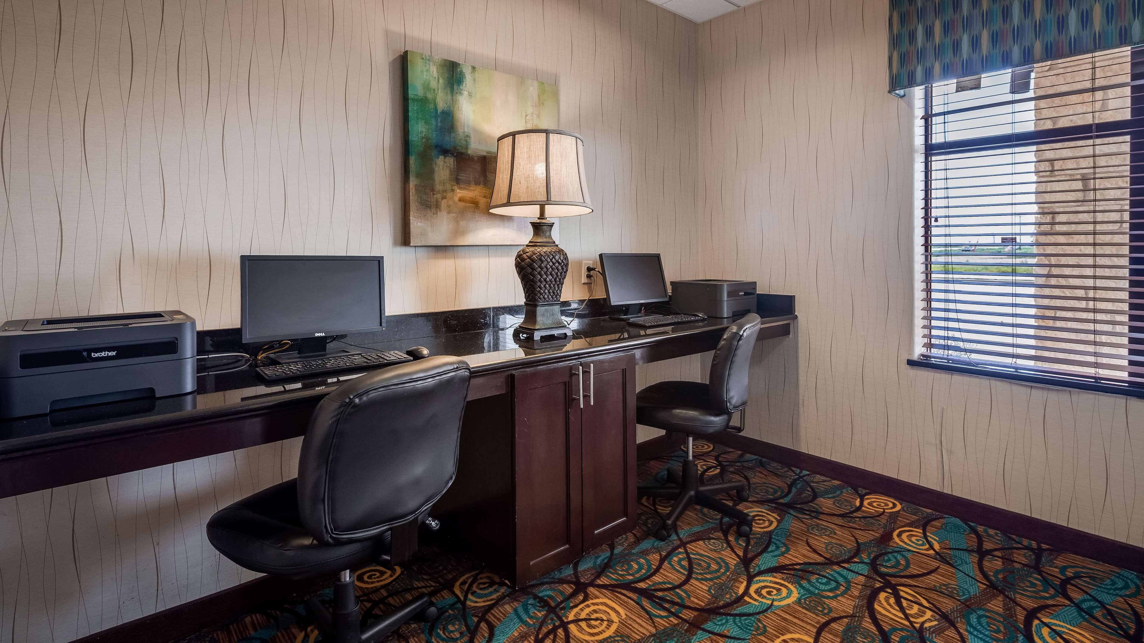 Best Western Plus Midland Suites Zewnętrze zdjęcie